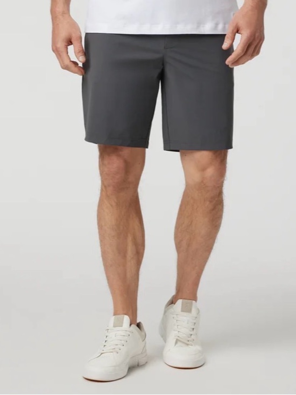 VUORI Fleet Shorts in Charcoal